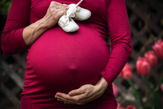 Ottavo mese di gravidanza: sviluppo del bimbo e cambiamenti nel tuo corpo