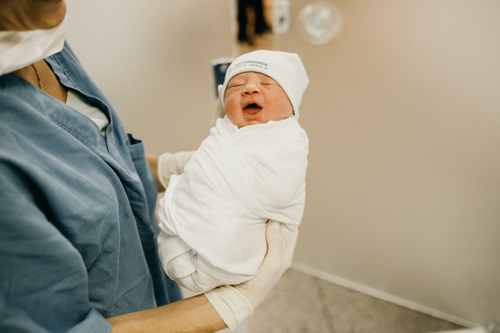 Cosa portare in ospedale per il parto: lista per mamma, partner e bebè